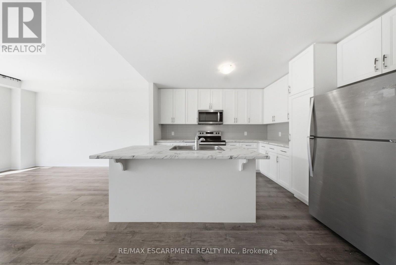 #18 27 RACHEL DRIVE - 11