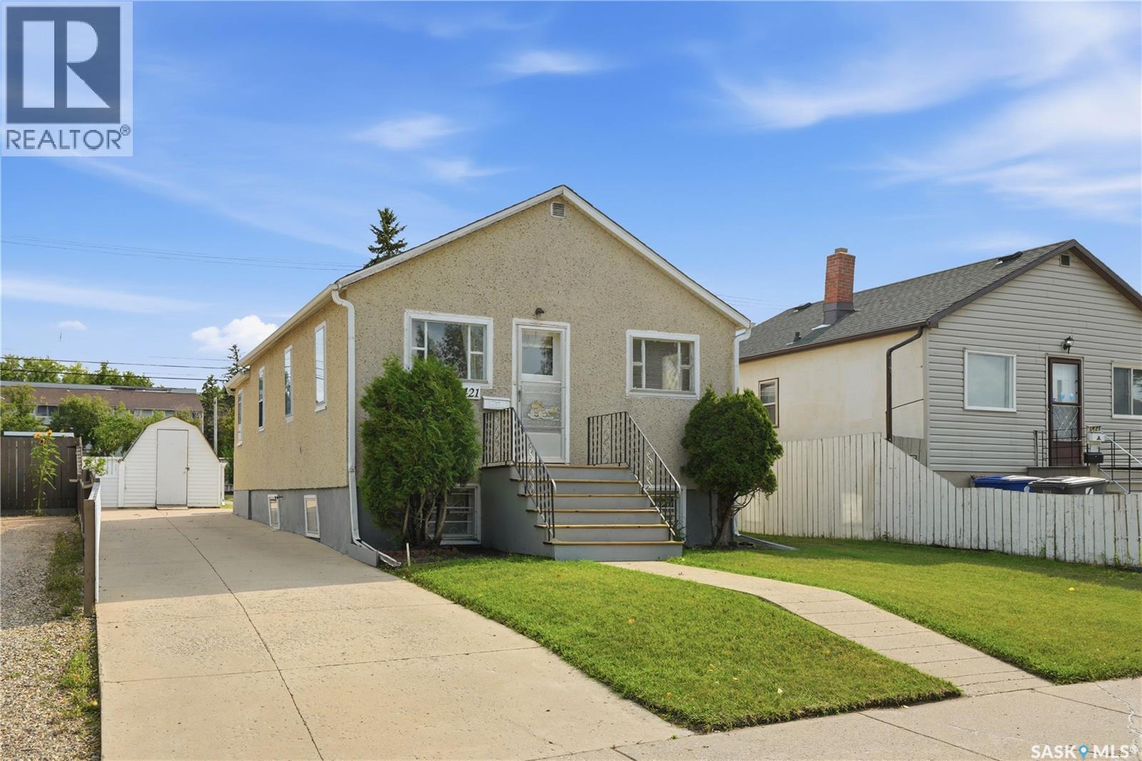 1421 23rd STREET W, Saskatoon — photo 2