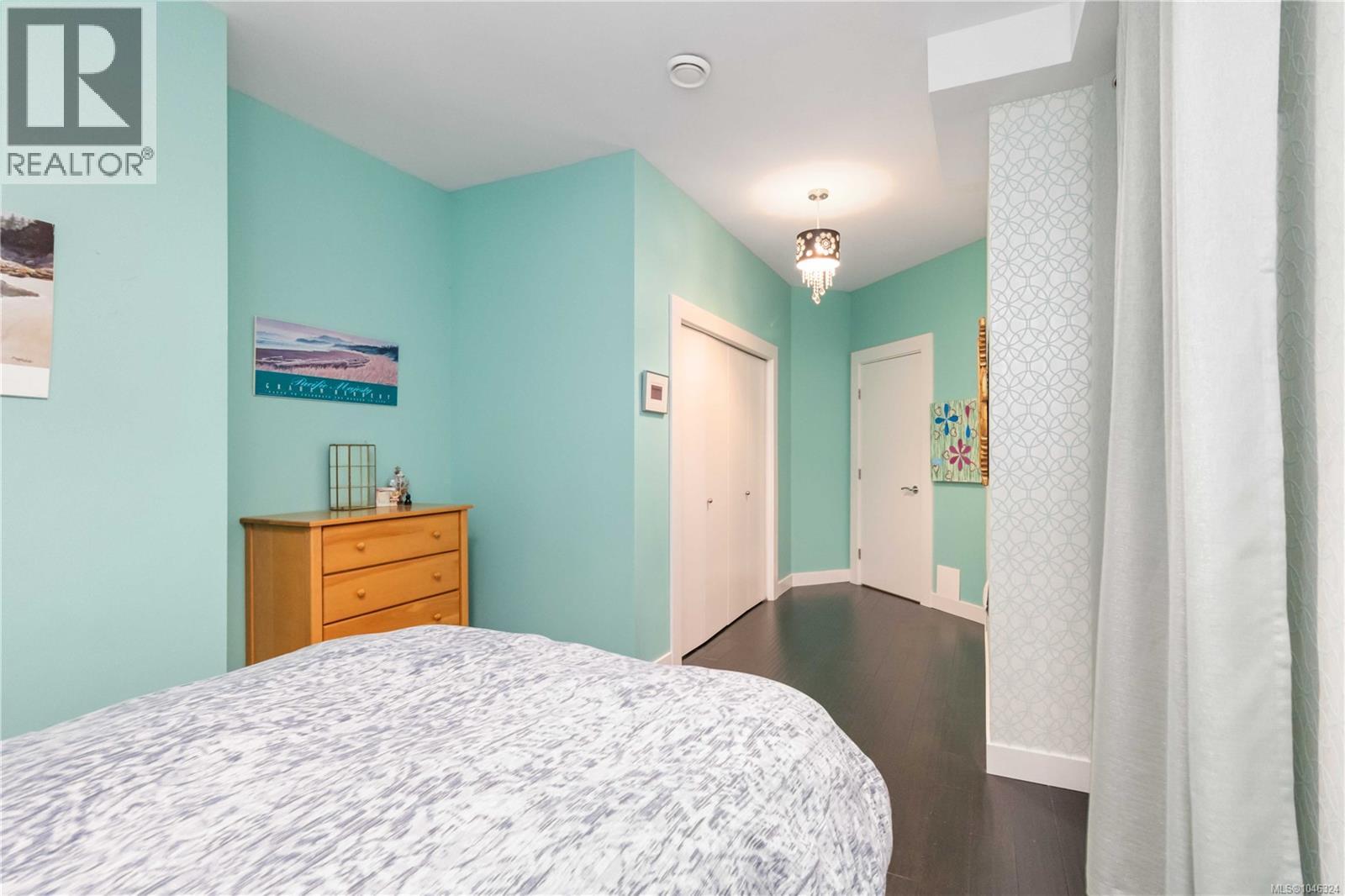 532 Sentinel Dr - Image 46