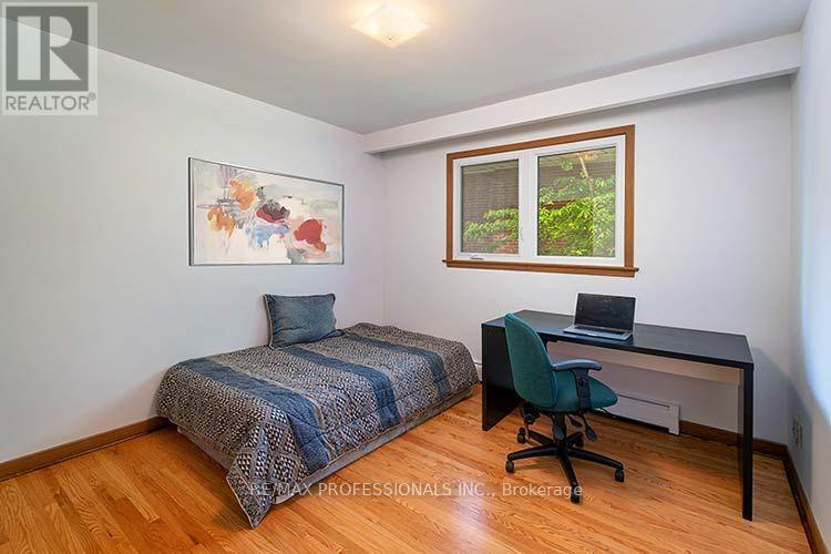 7 CHERRY POST CRESCENT - 29