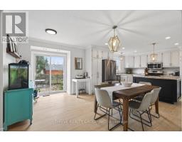 Living room - 19 Kendall Court, London North, ON N5X1E4 Photo 8