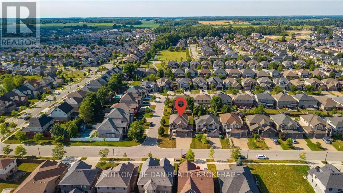 1304 EAGLETRACE DRIVE - 40