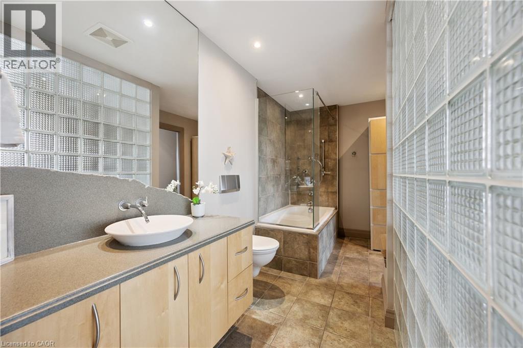 #329 36 HAYHURST Road - 20