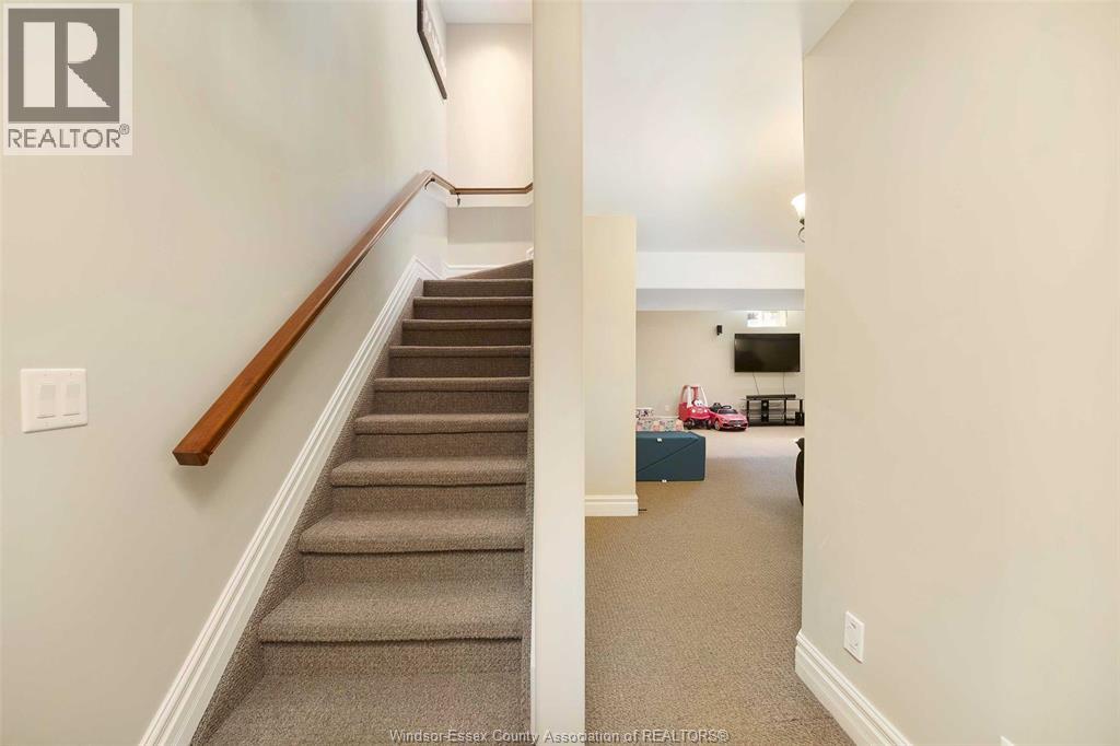 2257 ASKIN AVENUE - 27