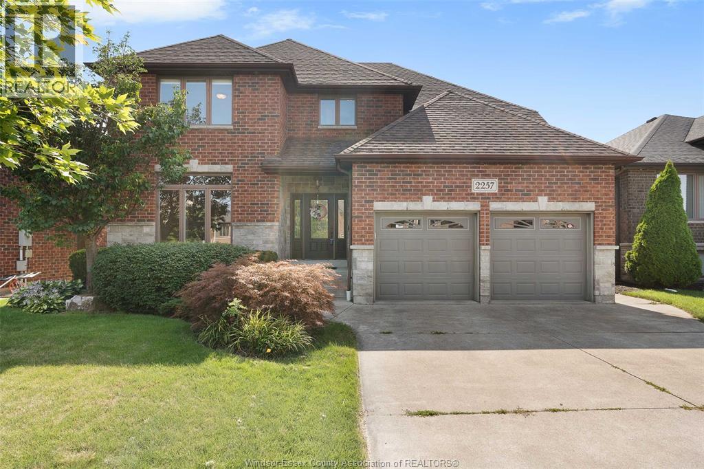 2257 ASKIN AVENUE - 40