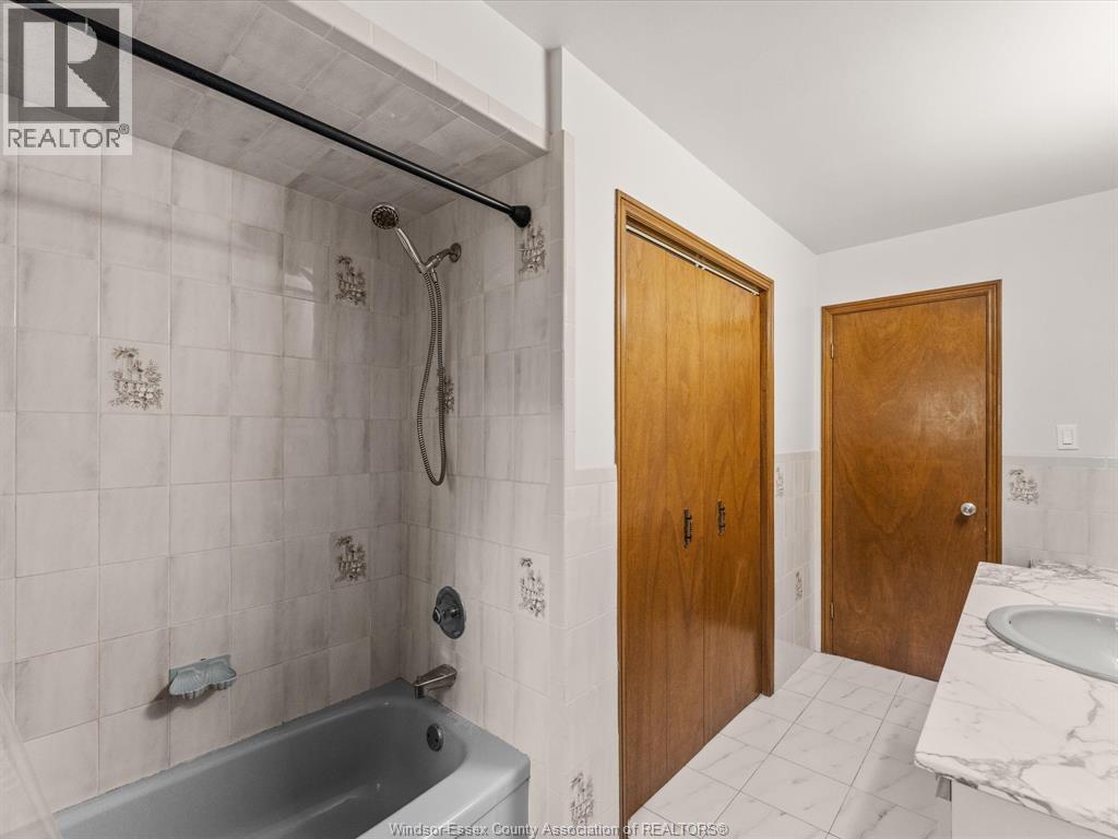 2787 Lionel DRIVE - 22