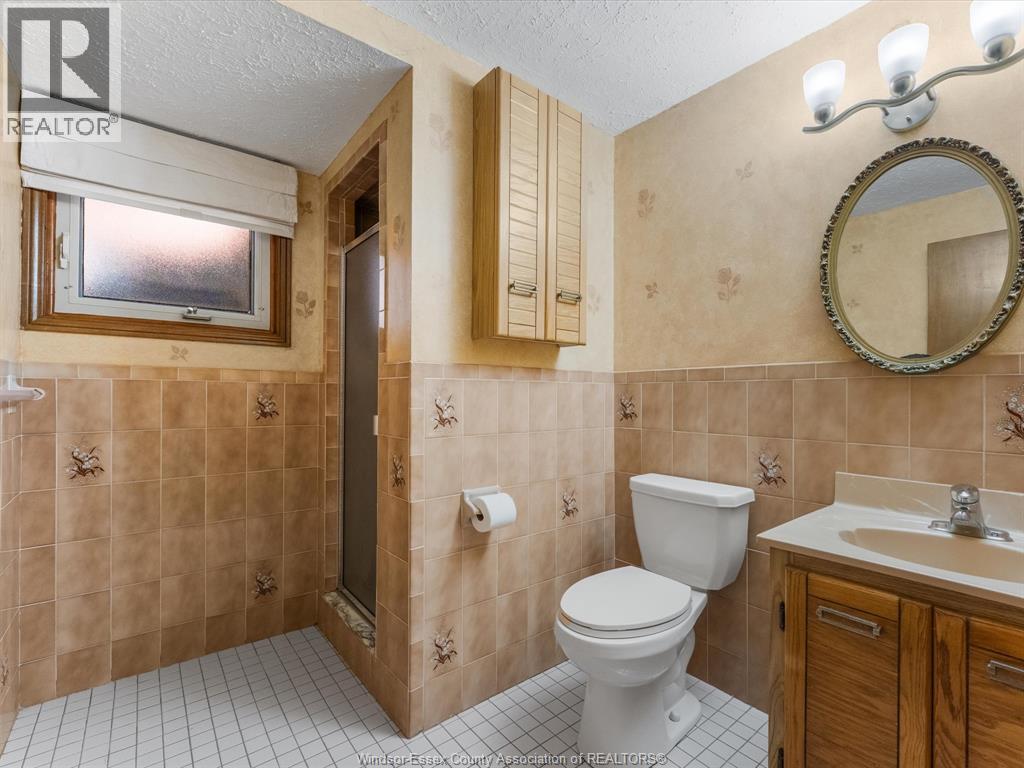 2787 Lionel DRIVE - 27