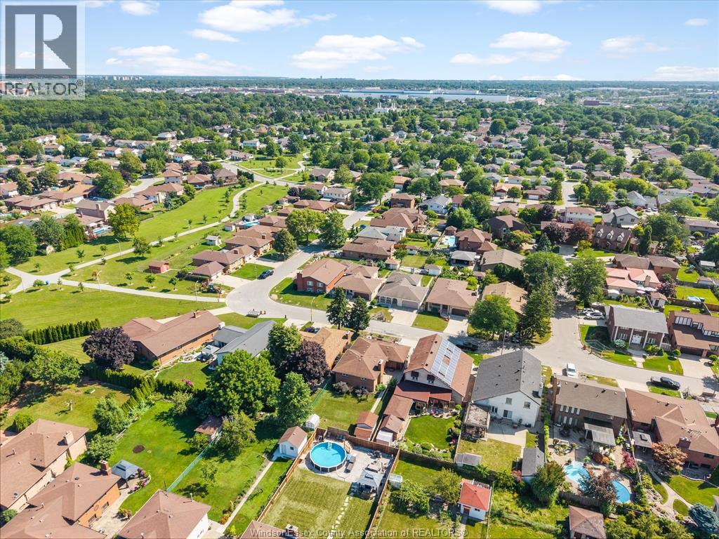 2787 Lionel DRIVE - 43