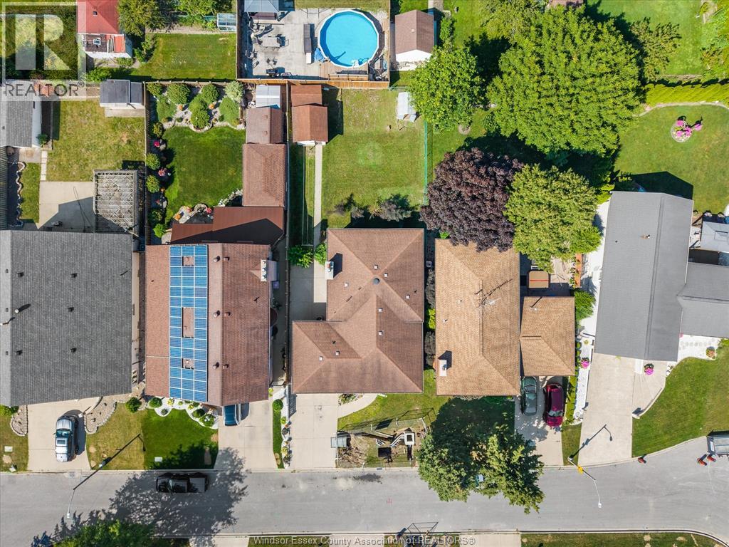 2787 Lionel DRIVE - 46