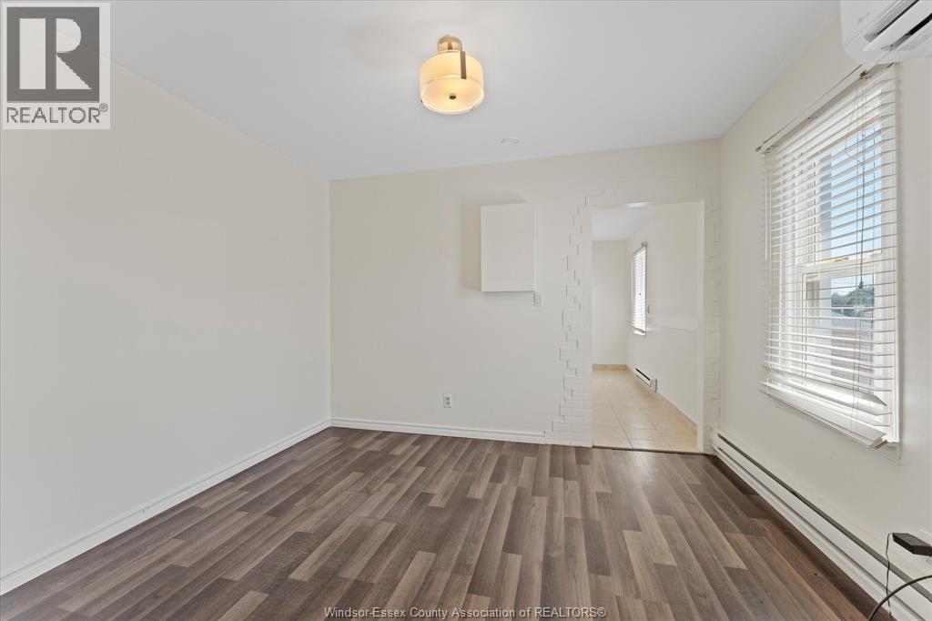 1564 LANGLOIS AVENUE - 17