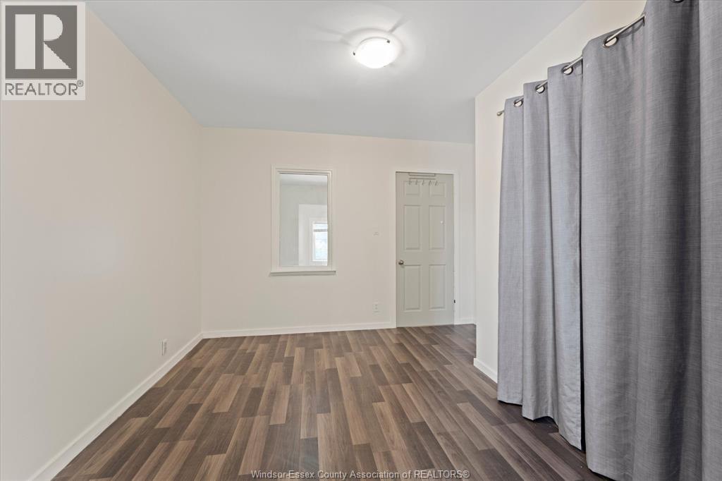 1564 LANGLOIS AVENUE - 18