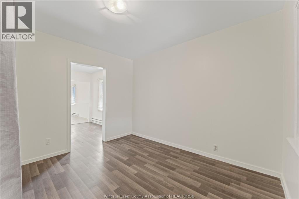 1564 LANGLOIS AVENUE - 20