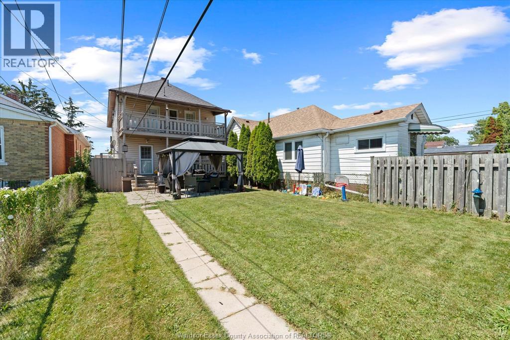 1564 LANGLOIS AVENUE - 43