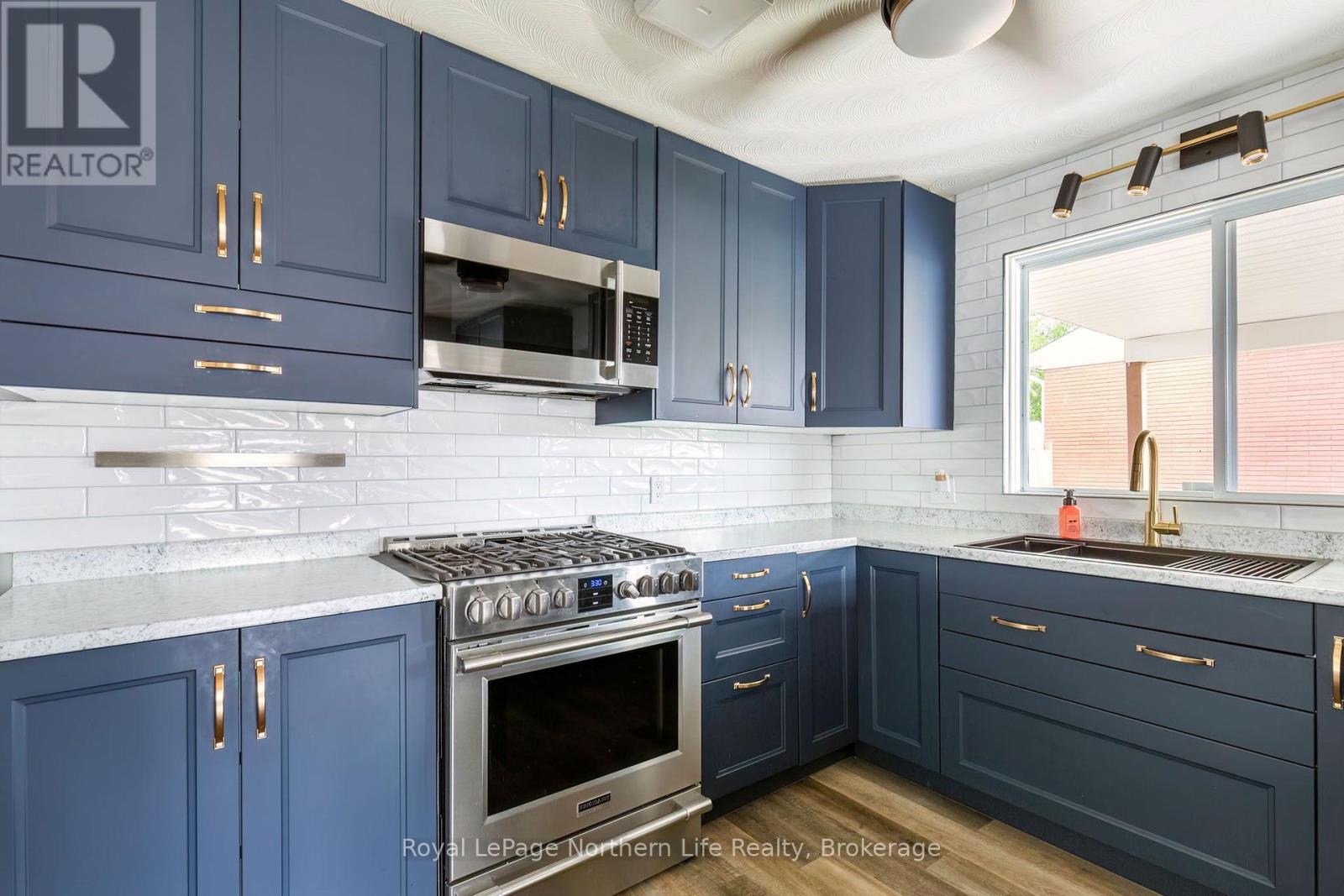 1122 ATHLONE STREET - Image 18