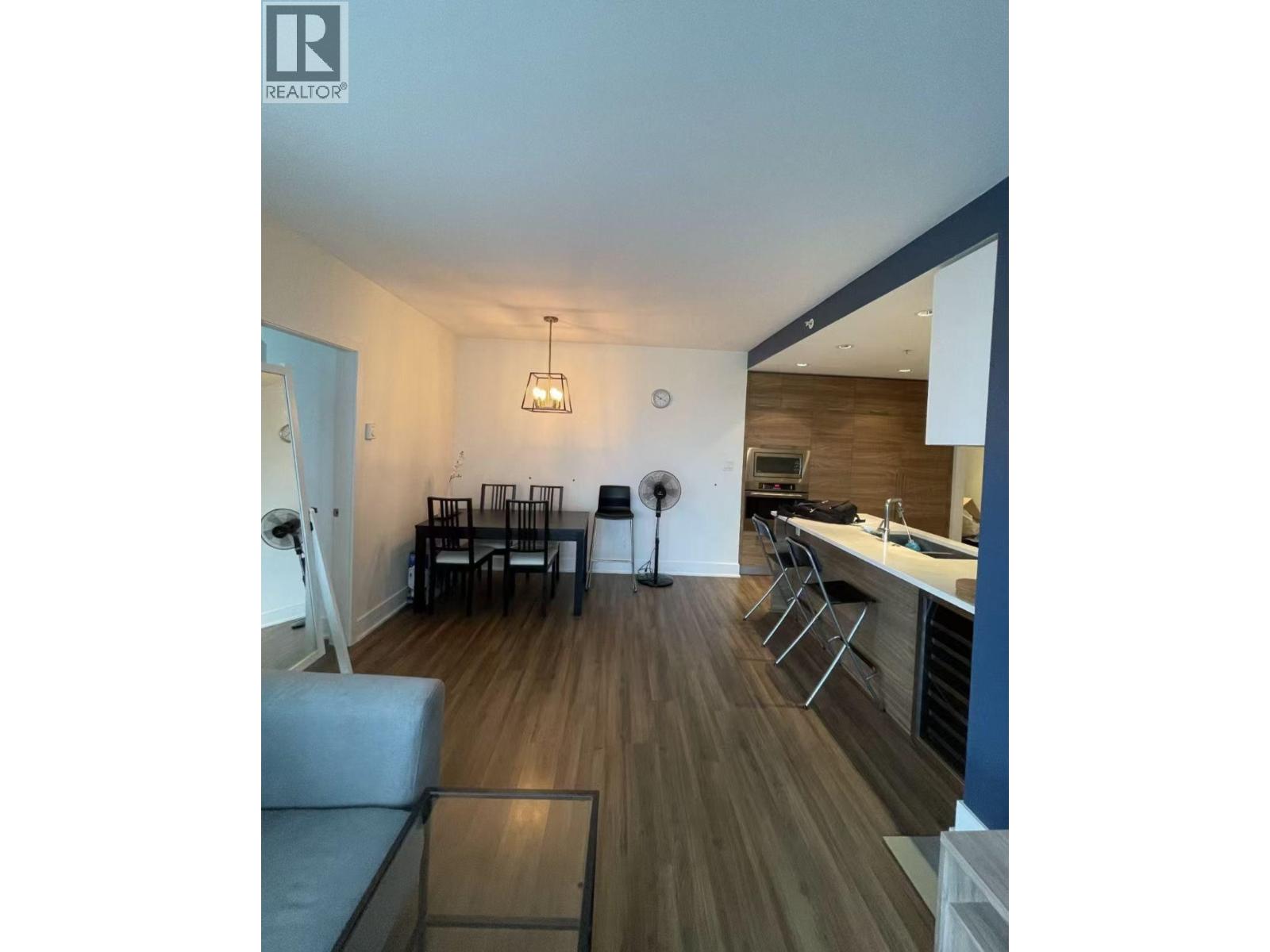 1188 PINETREE WAY, Coquitlam — photo 3