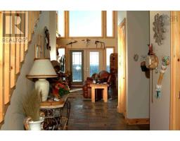 Foyer - 45227 Cabot Trail, North Shore, NS B0C1H0 Photo 11