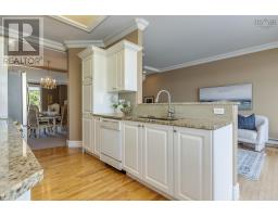 4pc Bathroom - 5 Arthur Lismer Court, Bedford, NS B4A4B4 Photo 13