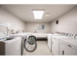 208 15020 North Bluff Road, White Rock, BC V4B5A4 Photo 25
