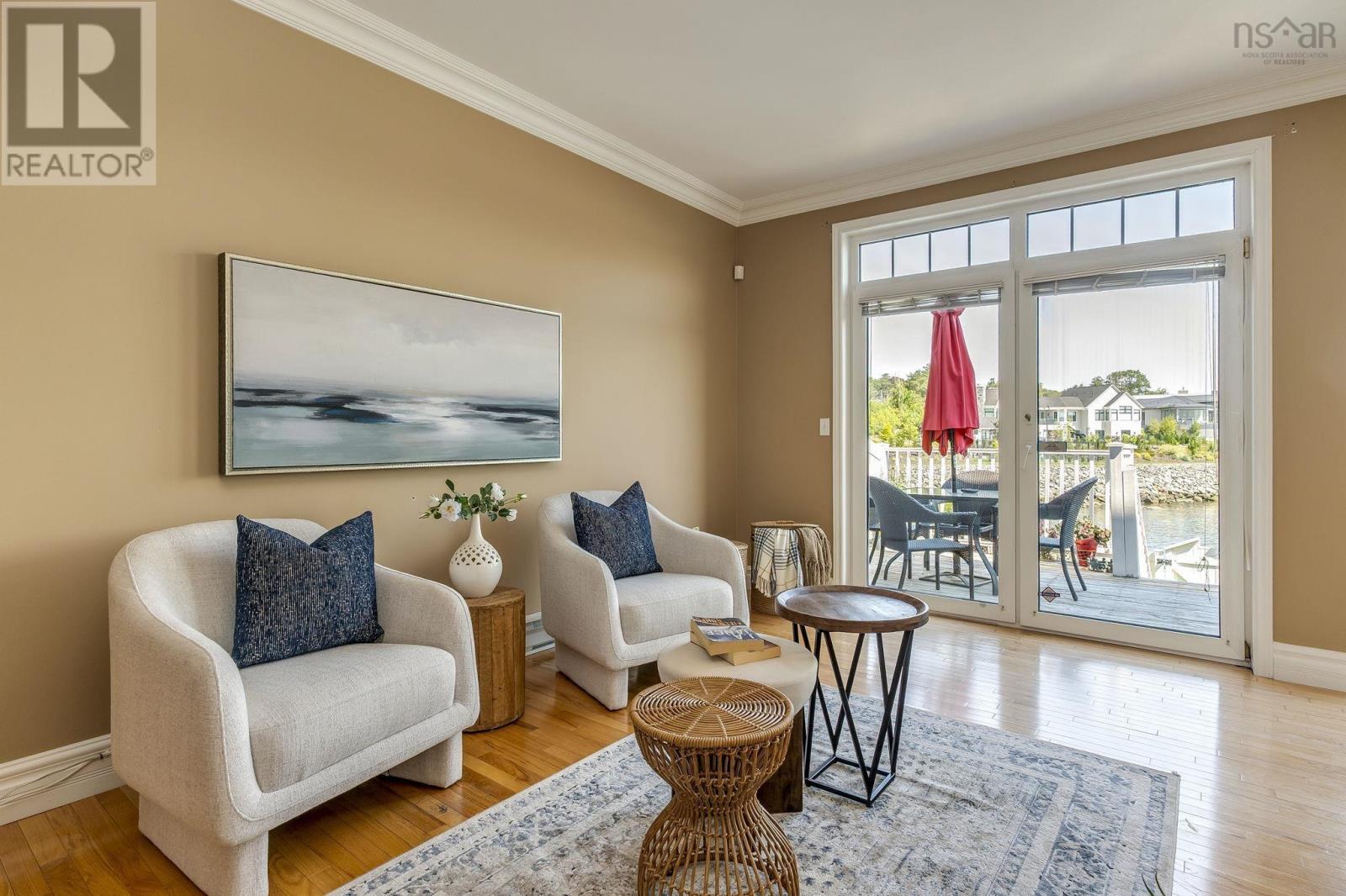 5 Arthur Lismer Court - 9