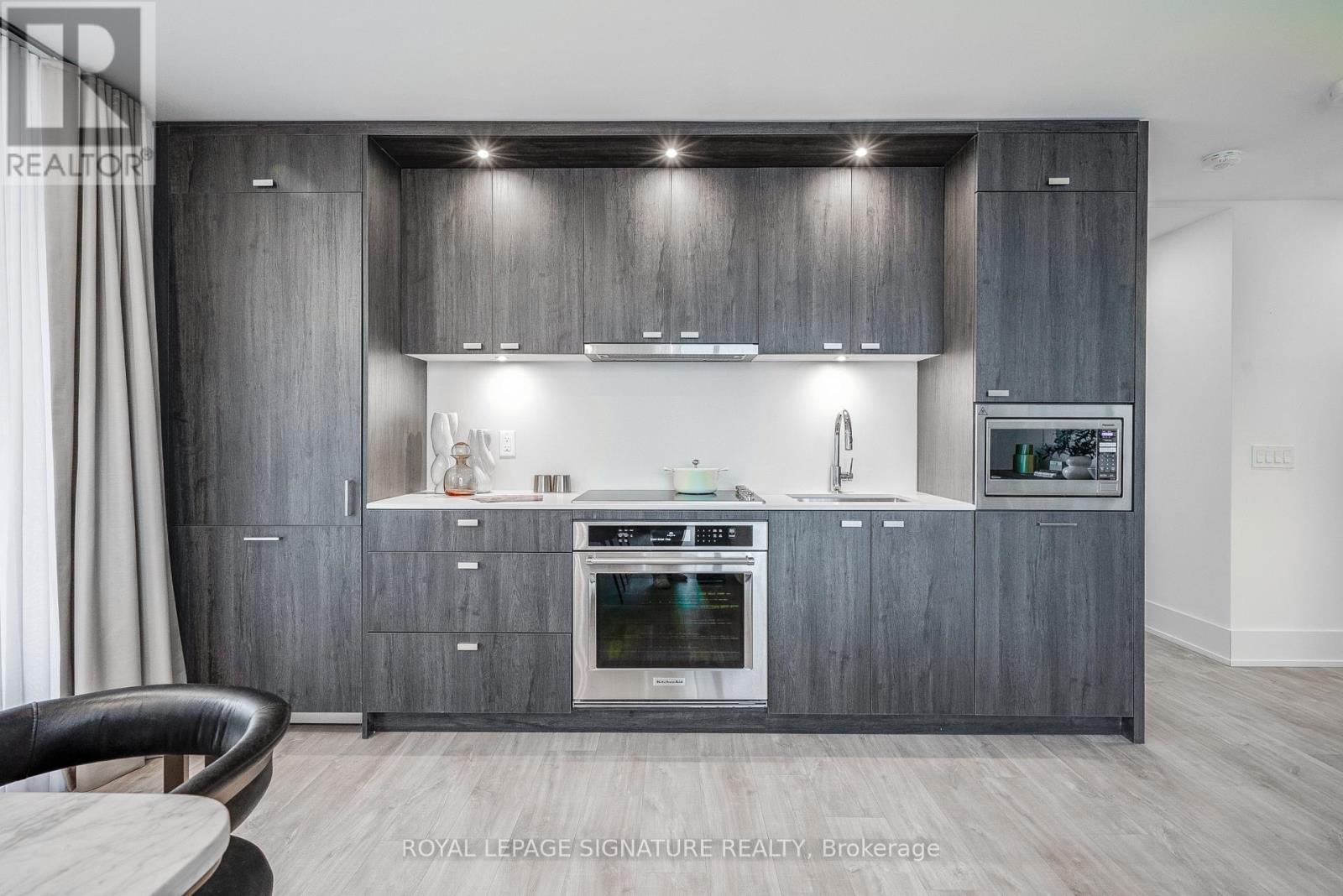 #613 115 DENISON AVENUE - 11