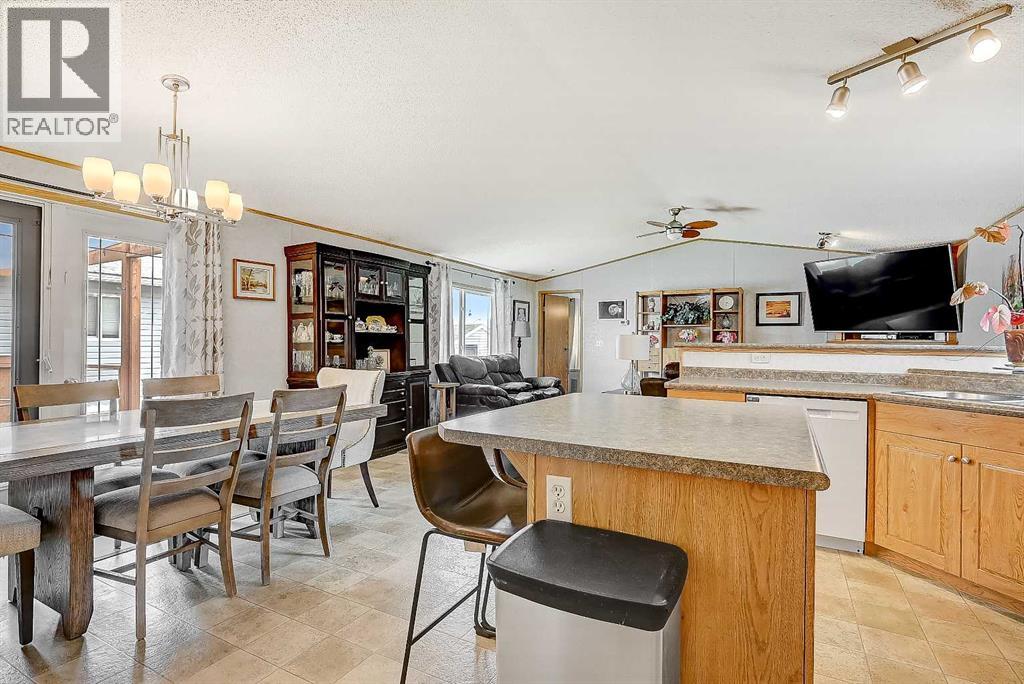 9511 111 Avenue - Image 3