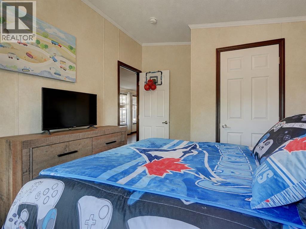 352, 10615 88 Street - Image 21