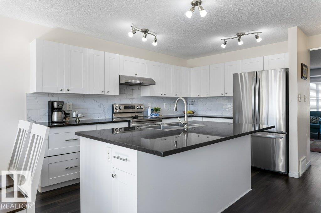 21247 91 AV NW - 1