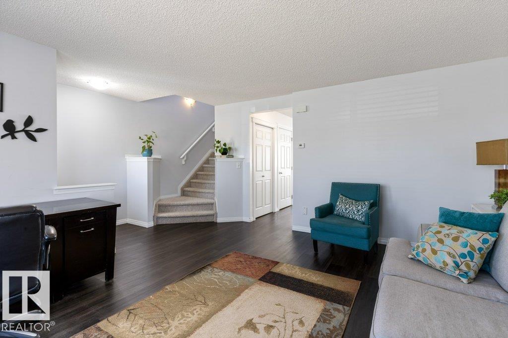 21247 91 AV NW - 6