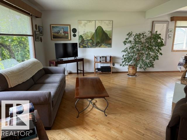 13508 64 ST NW - Image 4