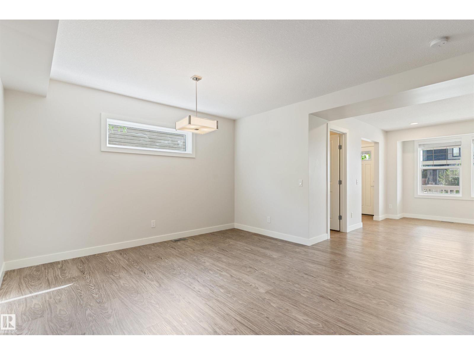 9215 150 ST NW - 10