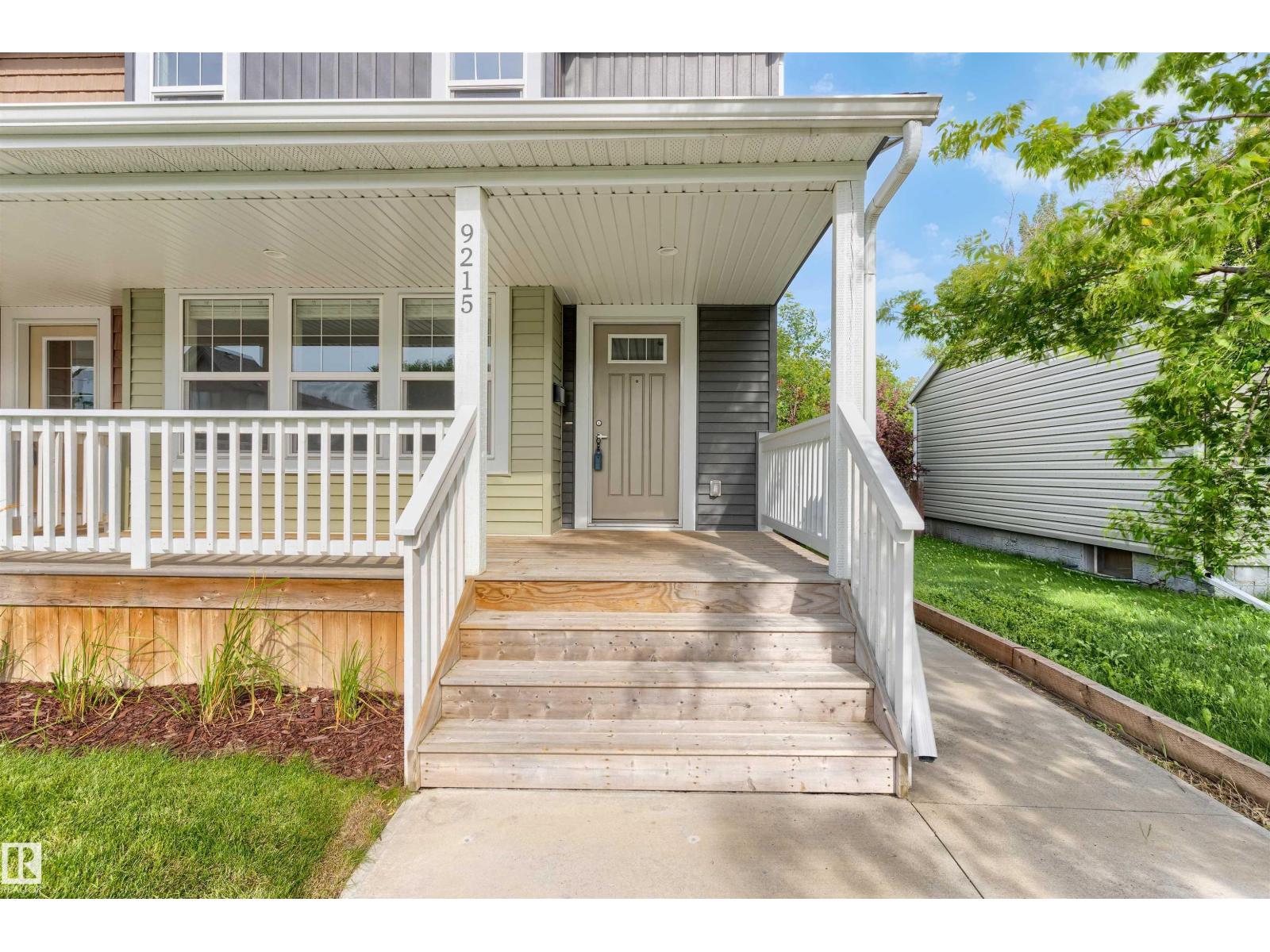 9215 150 ST NW - 2