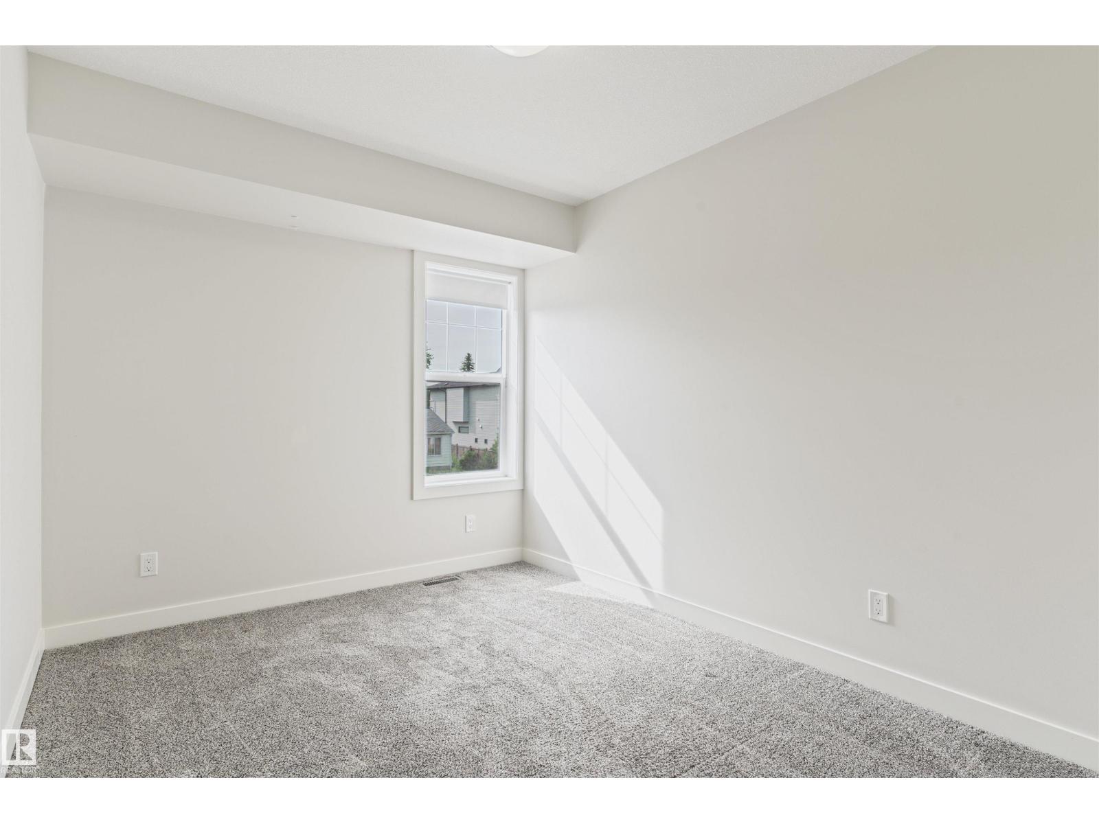 9215 150 ST NW - 27