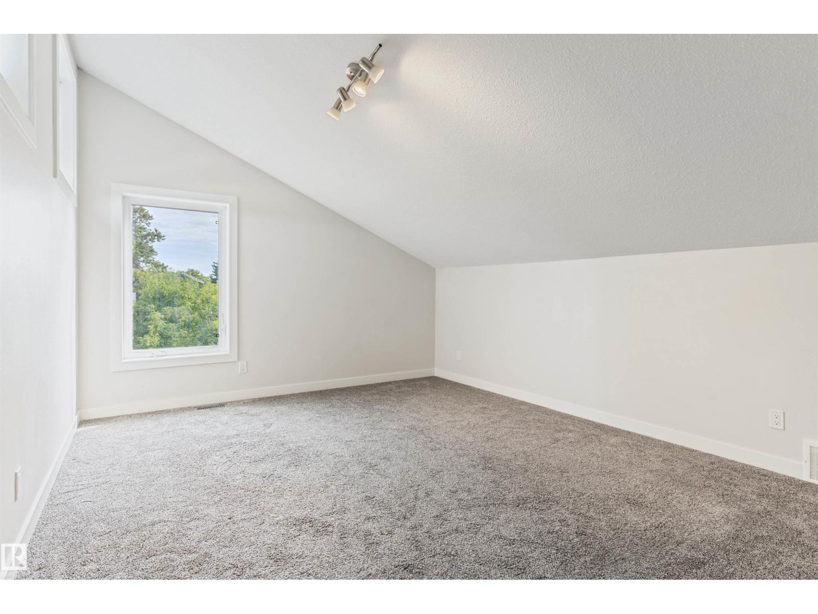 9215 150 ST NW - Image 31