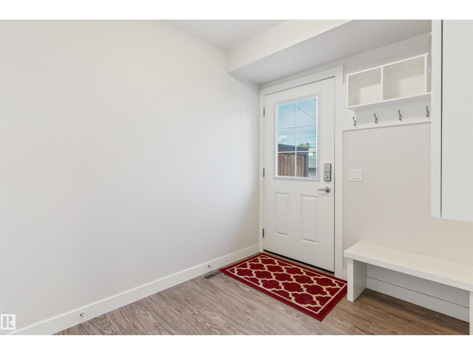 9215 150 ST NW - 33