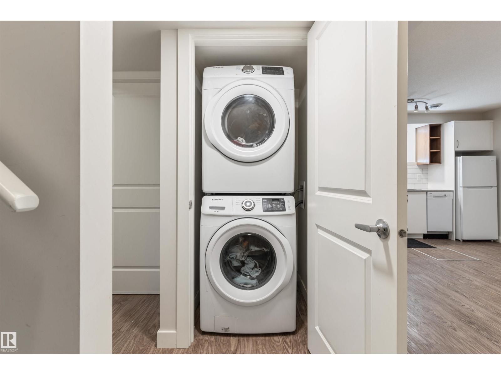 9215 150 ST NW - 43