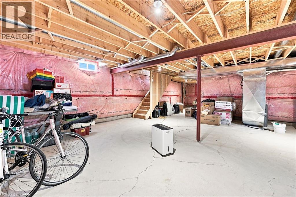 41 AQUASANTA Crescent - Image 35
