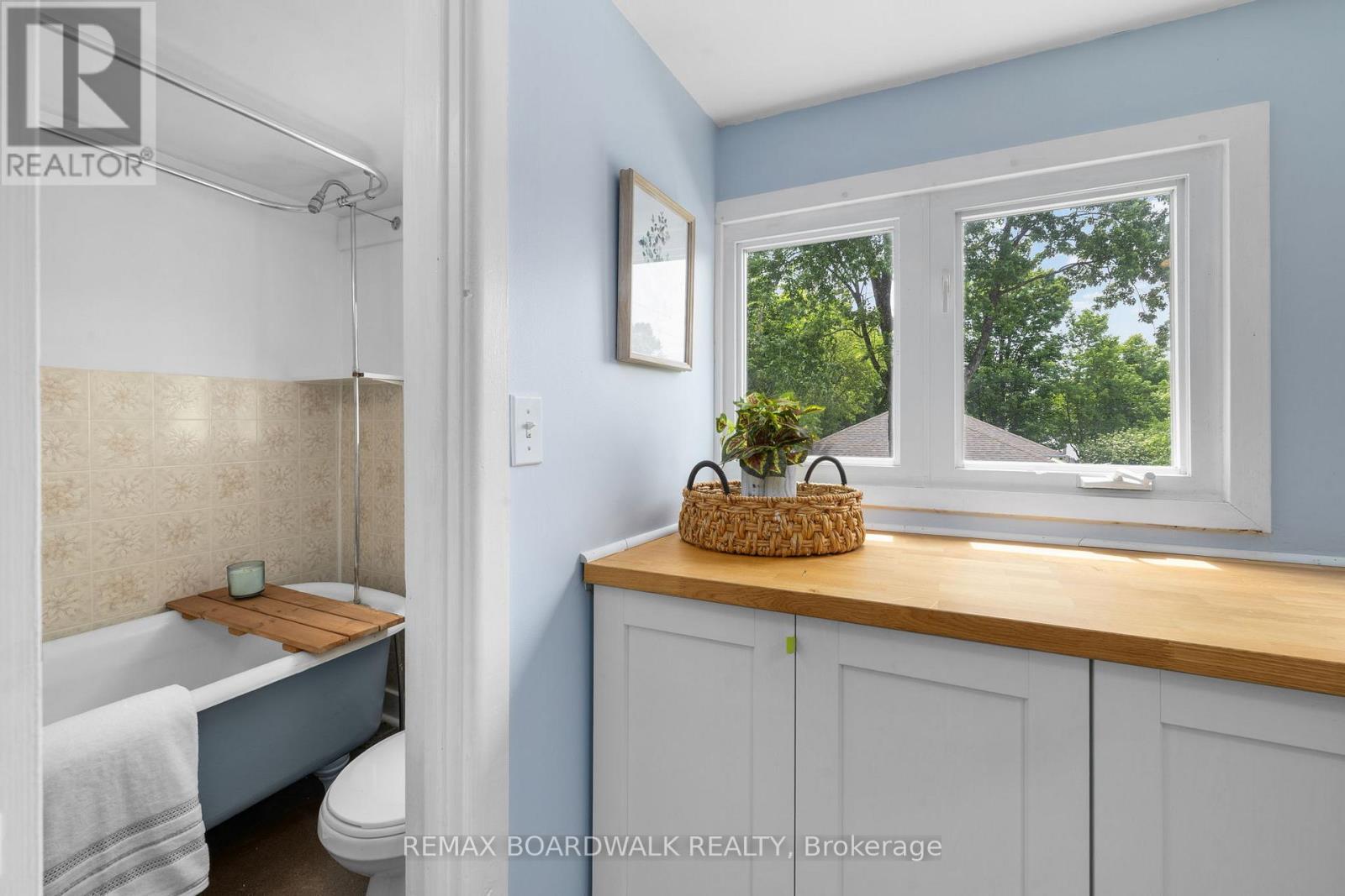 111 BECKWITH STREET E - Image 26