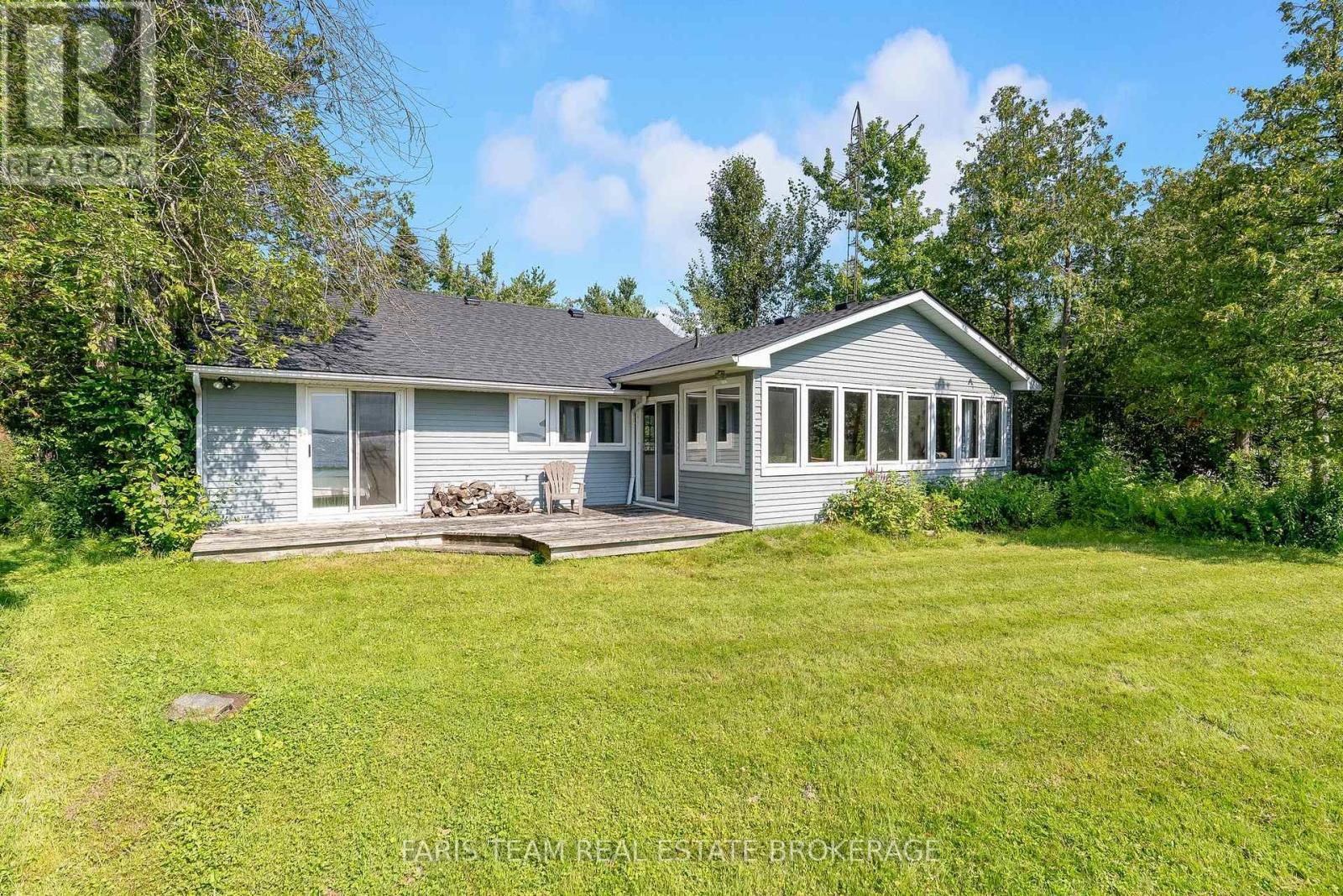 1467 CUNNINGHAM CRESCENT - 2