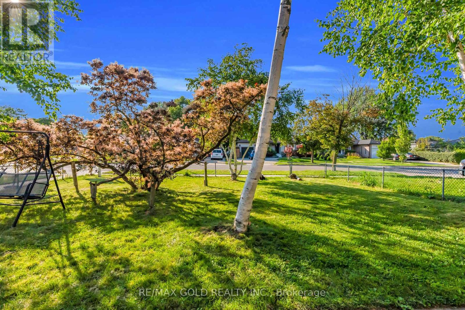 2520 CONSTABLE ROAD - 38
