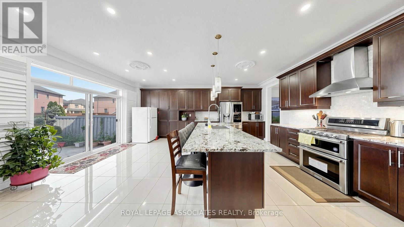 35 GODLIMAN ROAD - 11