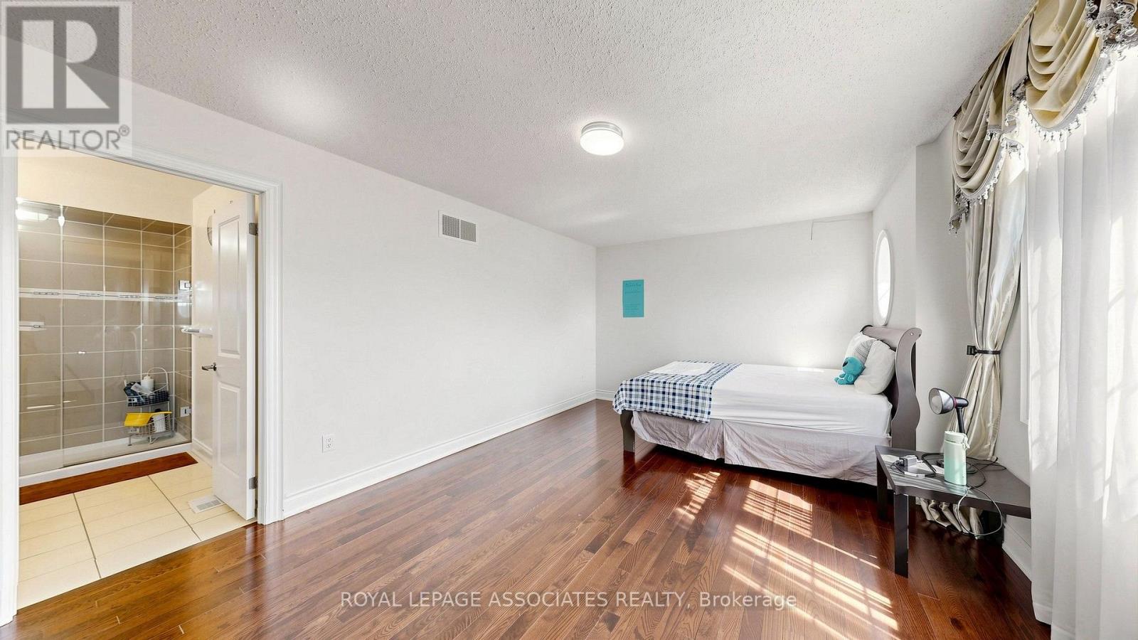 35 GODLIMAN ROAD - 22