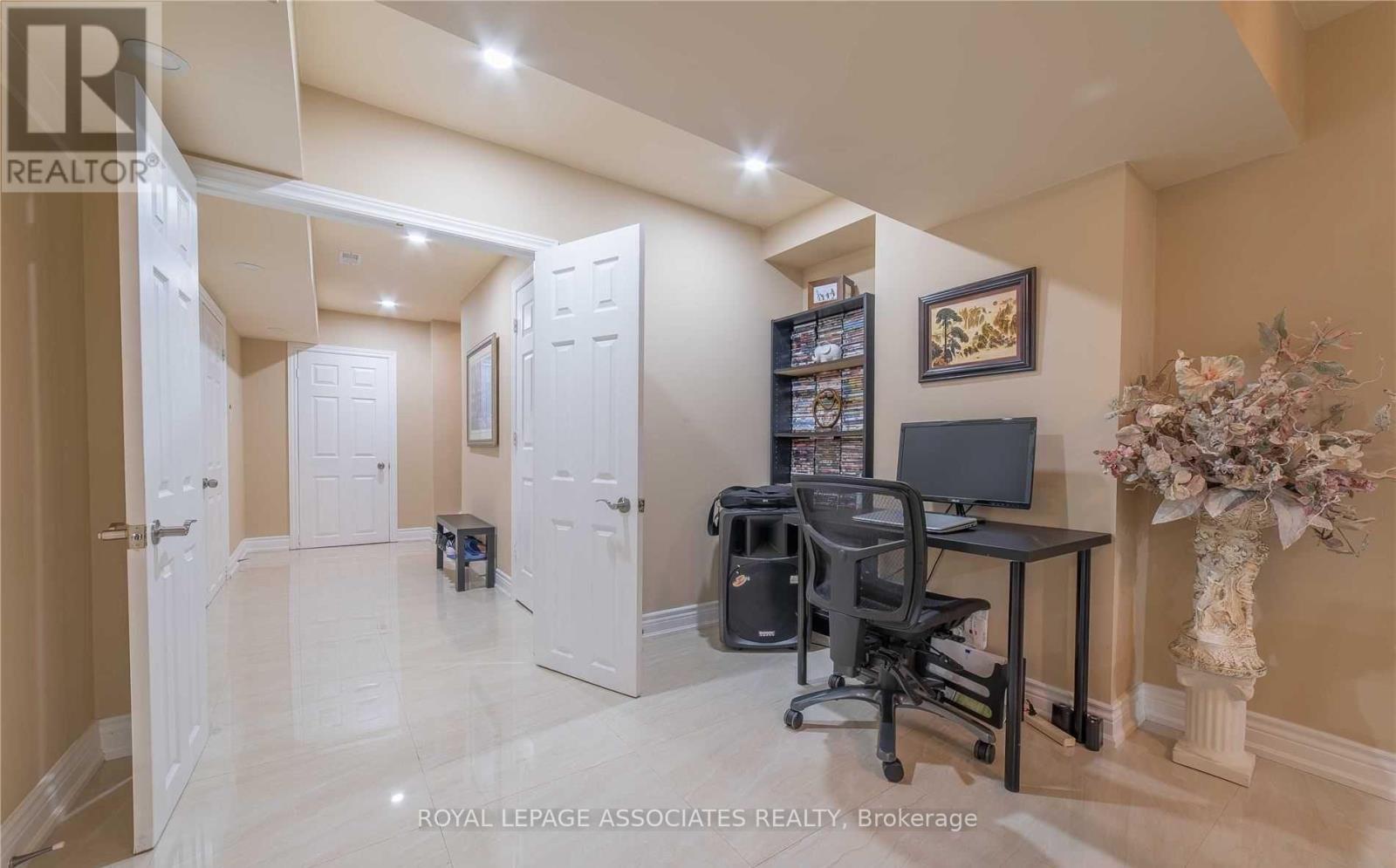 35 GODLIMAN ROAD - 41