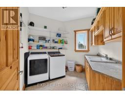 7392 Wellington Road 11 Road, Mapleton, ON N0G2K0 Photo 33