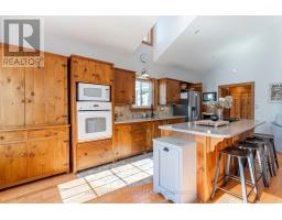 Kitchen - 3978 South Portage Road, Huntsville, ON P1H2J3 Photo 7