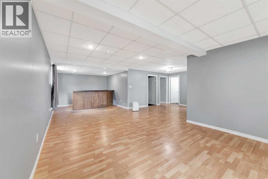 3903 70 Avenue - 25