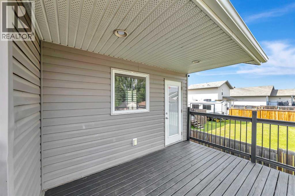 3903 70 Avenue - 30