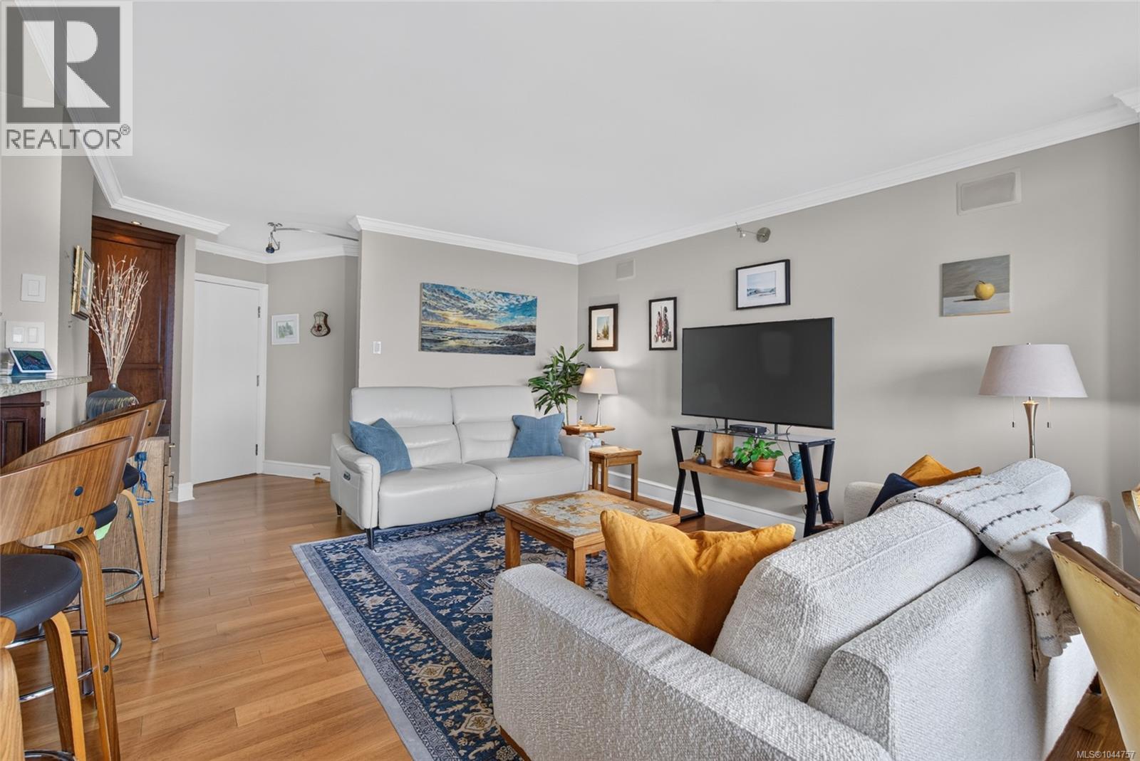 #710 225 Belleville St - Image 12