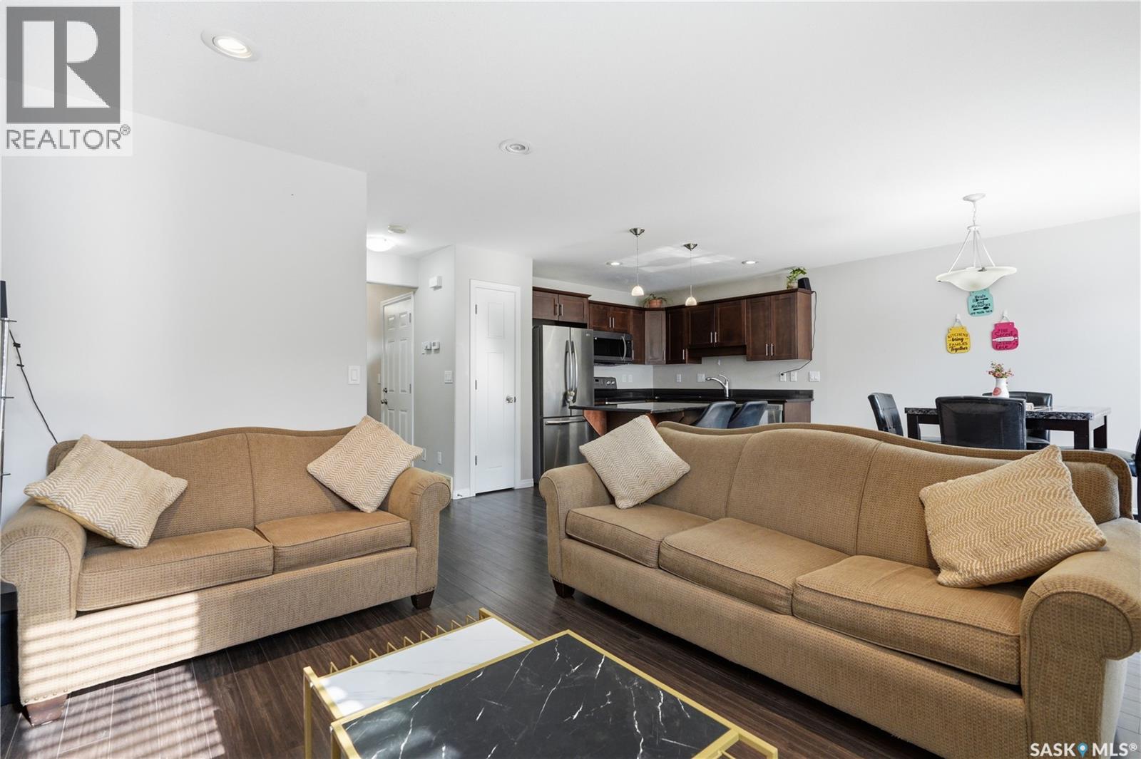 #14 502 Rempel MANOR - 13