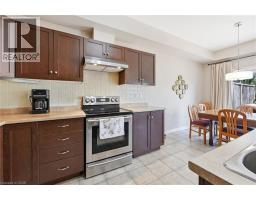 Kitchen - 40 Dartmouth Gate Unit# 10, Stoney Creek, ON L8E0C4 Photo 13