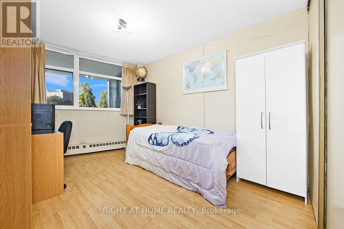 #209 2050 BRIDLETOWNE CIRCLE - 22
